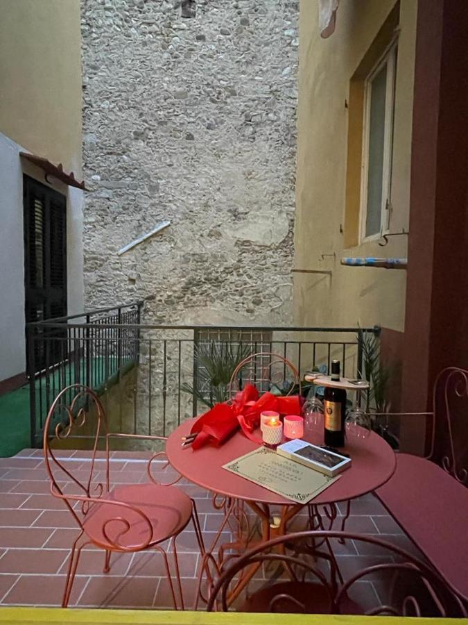Suite Stylish & Cozy Apartment In The Heart Of Firenze Eksteriør billede