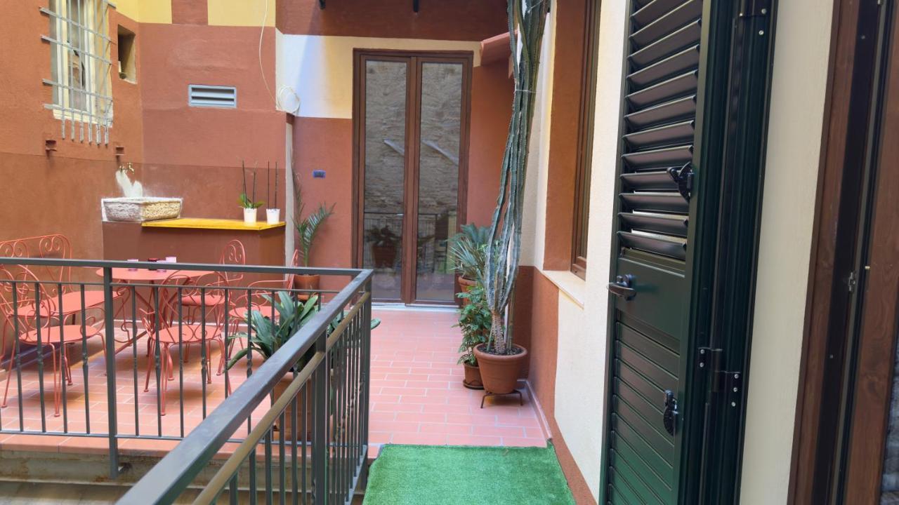 Suite Stylish & Cozy Apartment In The Heart Of Firenze Eksteriør billede