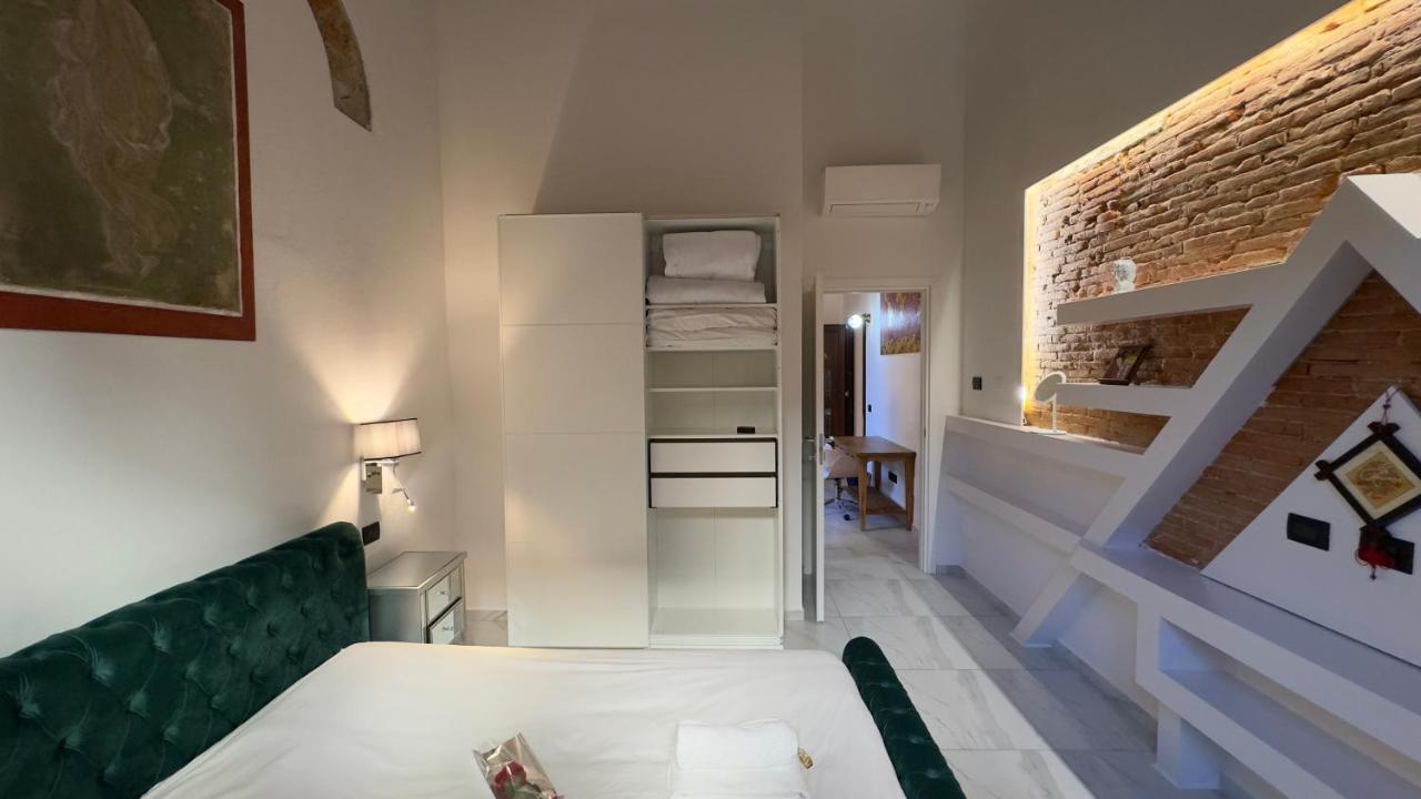 Suite Stylish & Cozy Apartment In The Heart Of Firenze Eksteriør billede