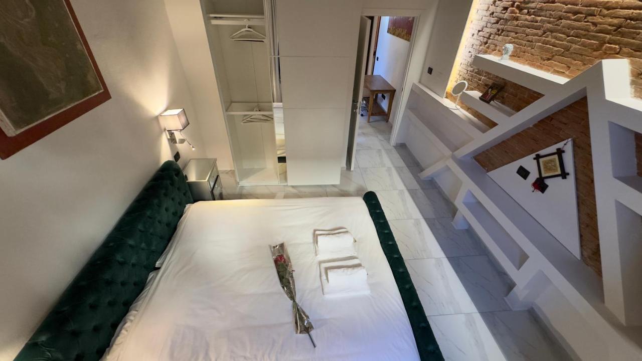 Suite Stylish & Cozy Apartment In The Heart Of Firenze Eksteriør billede
