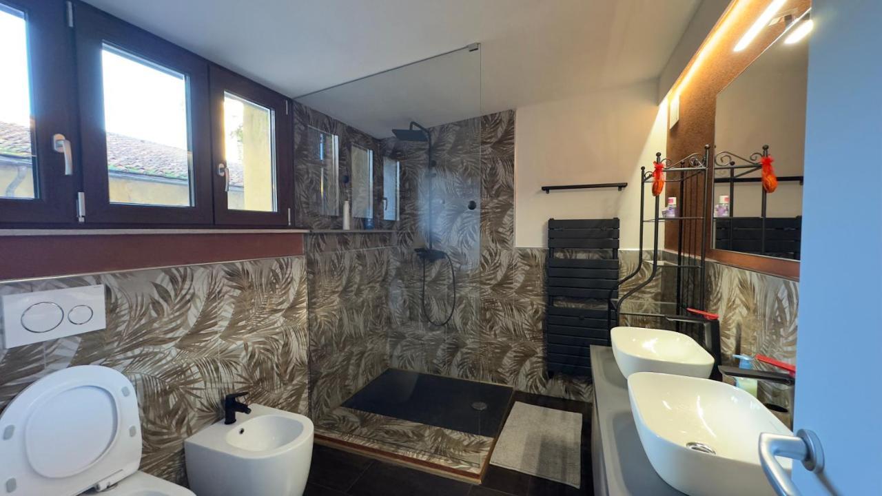 Suite Stylish & Cozy Apartment In The Heart Of Firenze Eksteriør billede